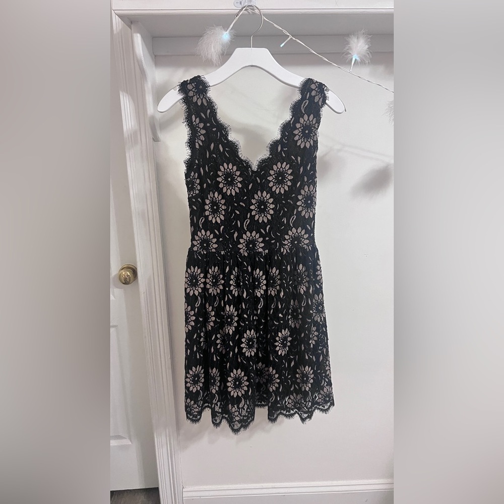 FINAL PRICE Anthropologie Soiebleu Sunflower Lace Dress